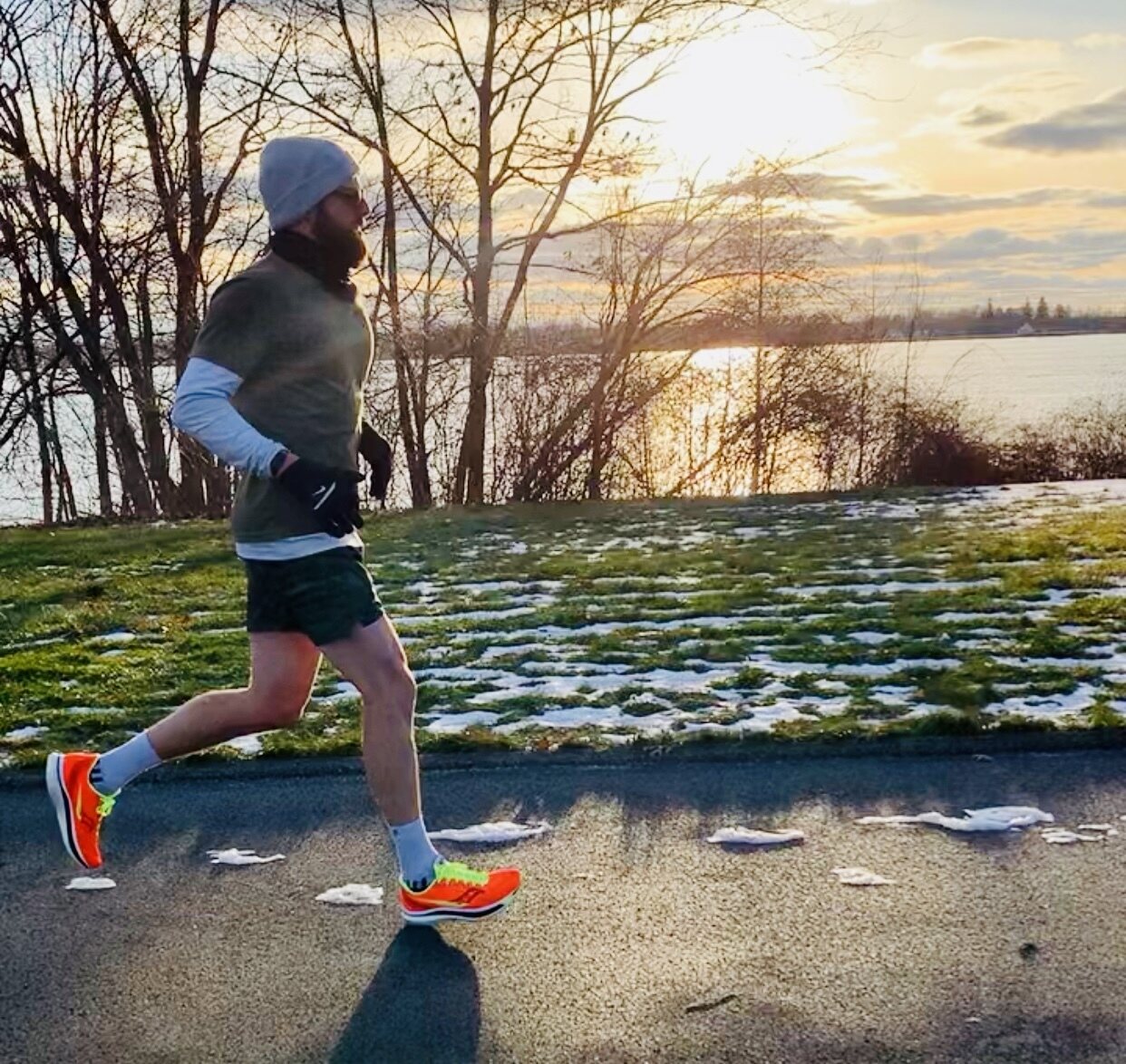 Winter run by the water